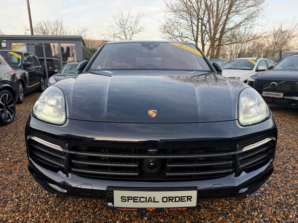 Porsche Cayenne Coupe, Petrol Hybrid, 2023, Blue