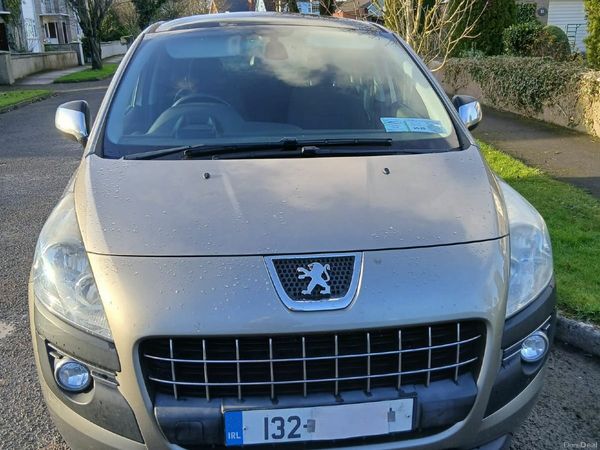 Peugeot 3008 MPV, Diesel, 2013, Grey