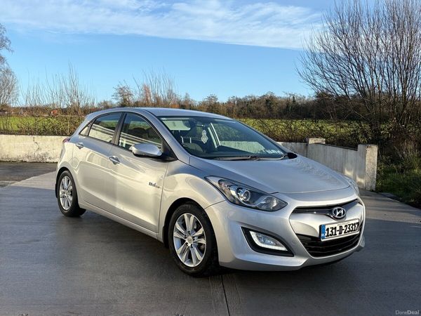 Hyundai i30 Hatchback, Diesel, 2013, Silver
