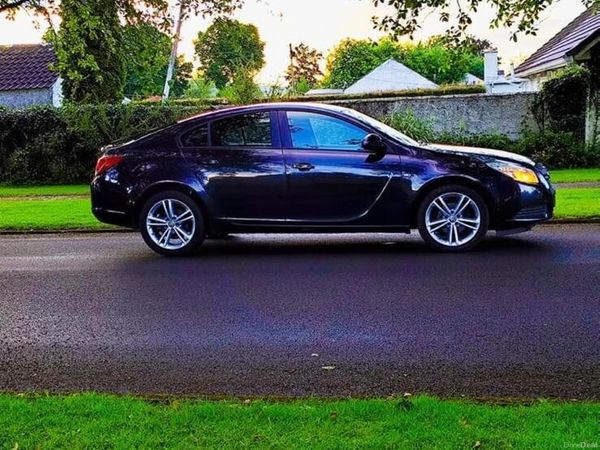 Opel Insignia MPV, Diesel, 2012, Black