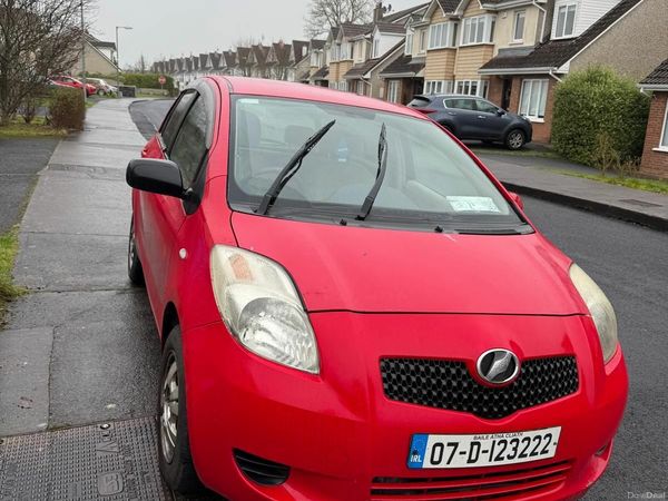 Toyota Vitz Hatchback, Petrol, 2007, Red