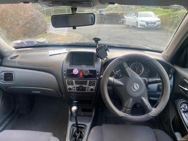 Nissan Almera Hatchback, Petrol, 2006, Black