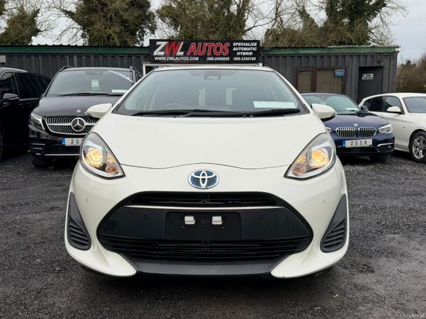 Toyota Aqua Hatchback, Petrol Hybrid, 2019, White