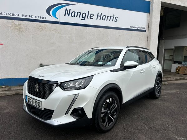 Peugeot 2008 MPV, Petrol, 2020, White