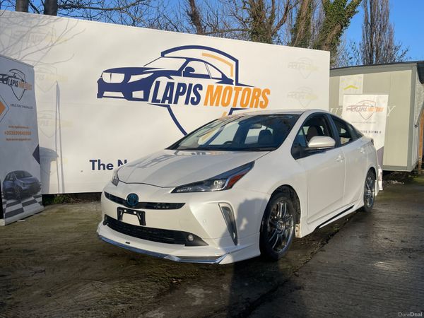 Toyota Prius Hatchback, Petrol Hybrid, 2022, White