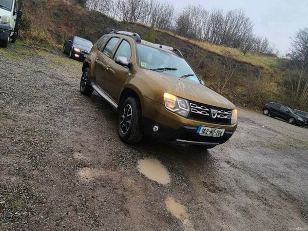 Dacia Duster SUV, Diesel, 2016, Green