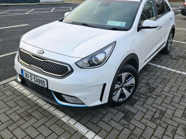 Kia Niro SUV, Petrol Plug-in Hybrid, 2018, White