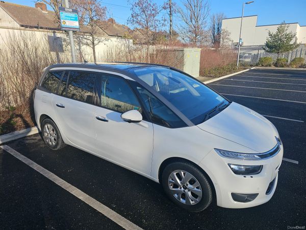 Citroen C4 Picasso MPV, Petrol, 2015, White