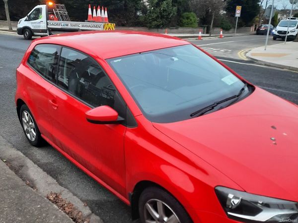 Volkswagen Polo Hatchback, Petrol, 2010, Red
