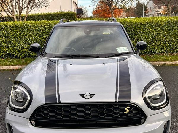 Mini Electric Estate/Jeep, Petrol Plug-in Hybrid, 2023, Grey