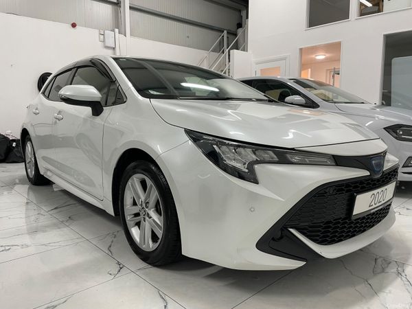 Toyota Corolla Hatchback, Petrol Hybrid, 2020, White