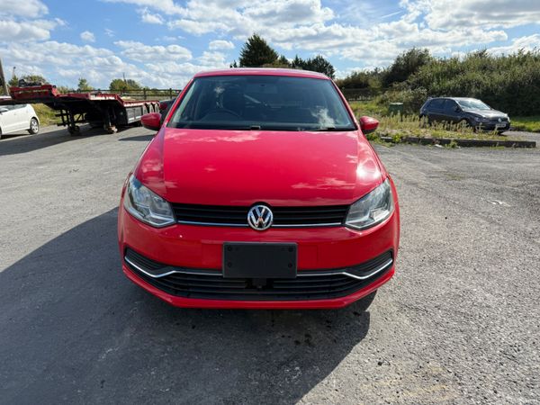 Volkswagen Polo Hatchback, Petrol, 2015, Red