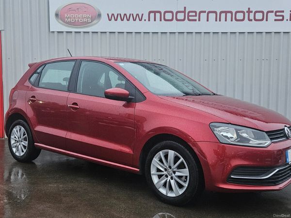 Volkswagen Polo Hatchback, Petrol, 2015, Red