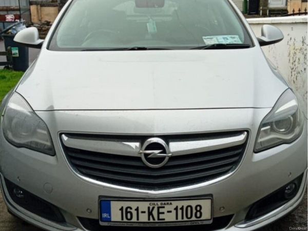 Opel Insignia Hatchback, Diesel, 2016, Silver