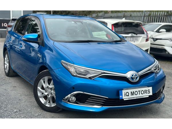 Toyota Auris Hatchback, Petrol Hybrid, 2016, Blue