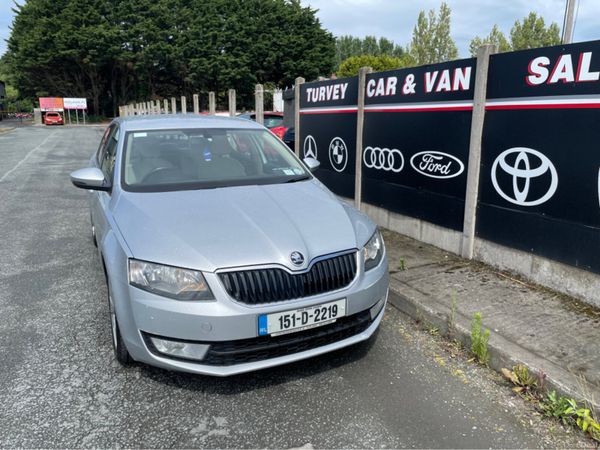 Skoda Octavia Hatchback, Diesel, 2015, Silver