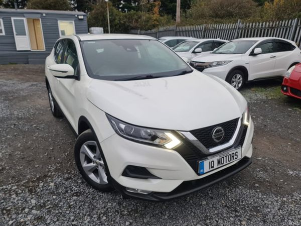 Nissan Qashqai SUV, Petrol, 2019, White