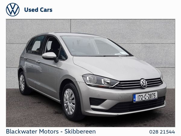 Volkswagen Golf Hatchback, Petrol, 2017, Silver
