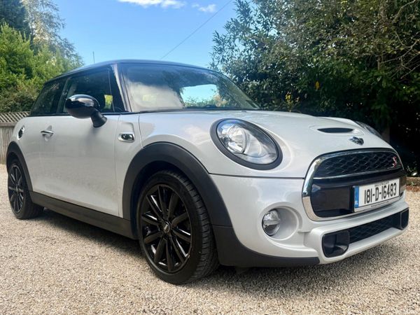 Mini Cooper Hatchback, Petrol, 2018, White