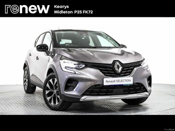Renault Captur SUV, Petrol, 2023, Grey