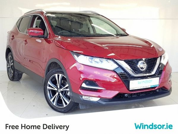 Nissan Qashqai SUV, Petrol, 2020, Red