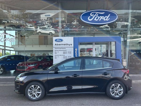 Ford Focus Hatchback, Petrol, 2023, Black
