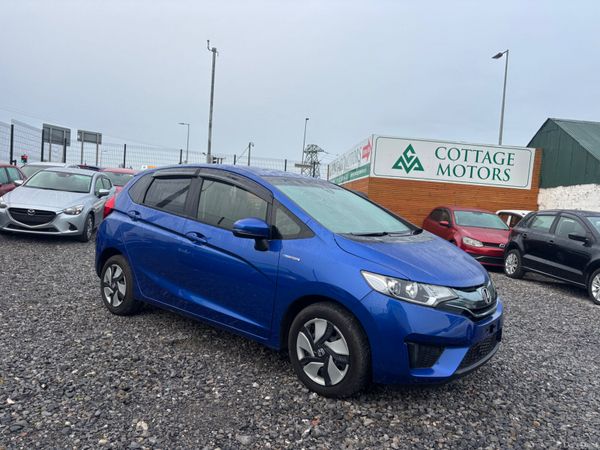 Honda Fit Hatchback, Petrol Hybrid, 2014, Blue