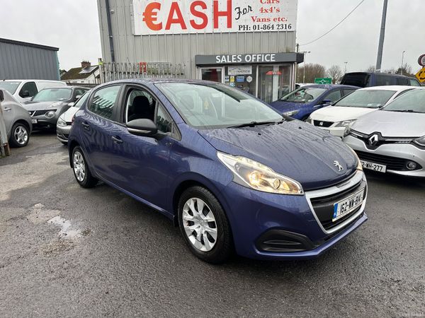 Peugeot 208 Hatchback, Petrol, 2016, Blue