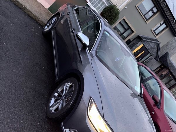 Volkswagen Passat Saloon, Diesel, 2017, Grey