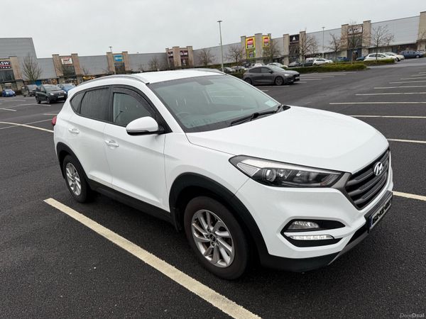 Hyundai Tucson SUV, Diesel, 2016, White