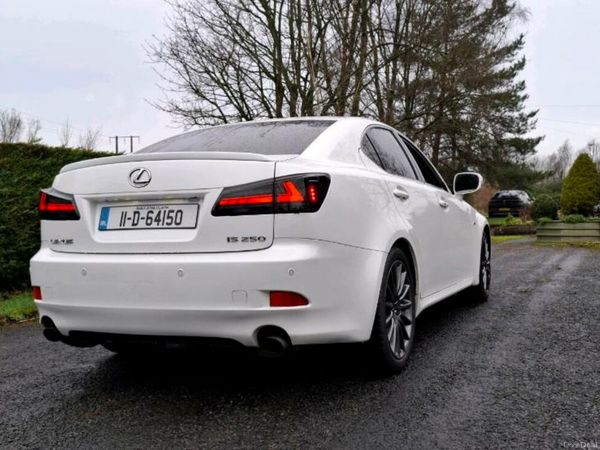 Lexus IS Saloon, Petrol, 2011, White
