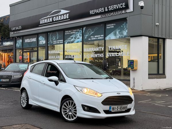 Ford Fiesta Hatchback, Petrol, 2016, White