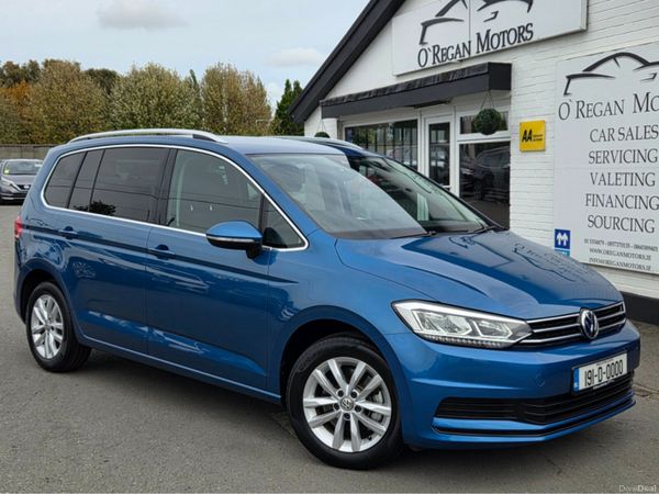 Volkswagen Touran MPV, Petrol, 2019, Blue