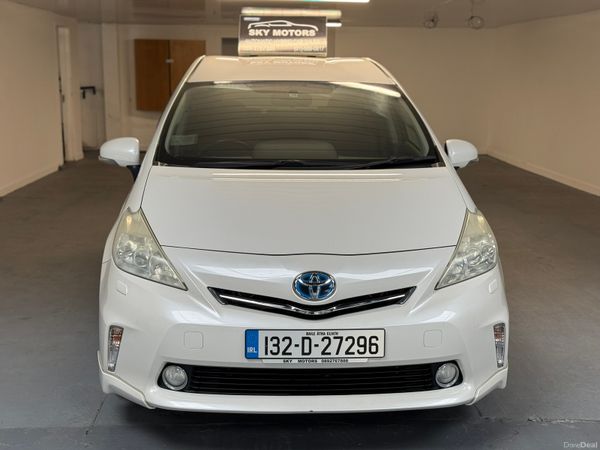 Toyota Prius MPV, Petrol Hybrid, 2013, White