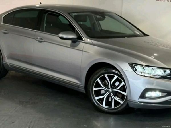 Volkswagen Passat Saloon, Diesel, 2020, Grey