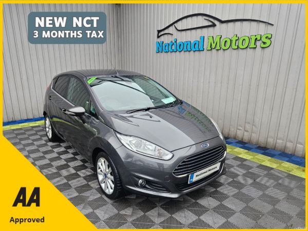 Ford Fiesta Hatchback, Petrol, 2016, Grey