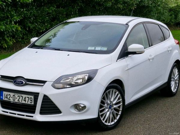 Ford Focus Hatchback, Petrol, 2014, White