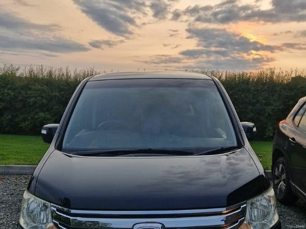 Honda Stepwagon MPV, Petrol, 2012, Black