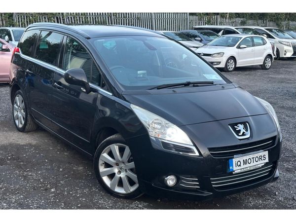 Peugeot 5008 MPV, Diesel, 2013, Black