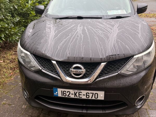 Nissan Qashqai Hatchback, Diesel, 2016, Black