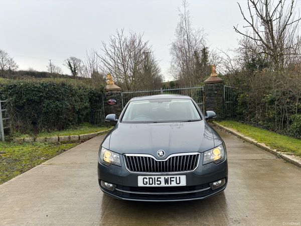 Skoda Superb Hatchback, Diesel, 2015, Grey