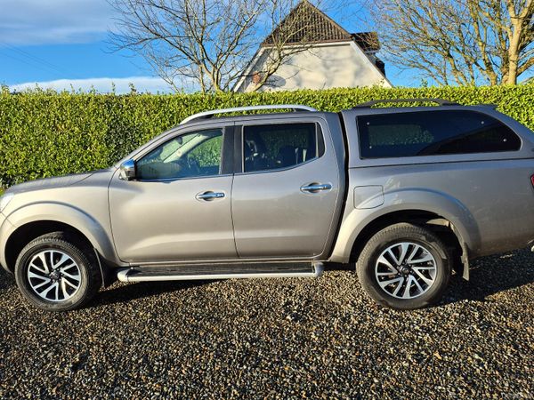 Nissan Navara Pick Up, Diesel, 2019, Grey