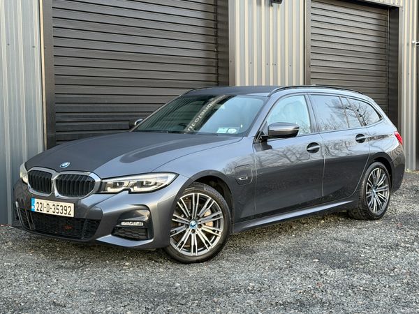 BMW 3-Series Estate, Petrol Hybrid, 2022, Grey