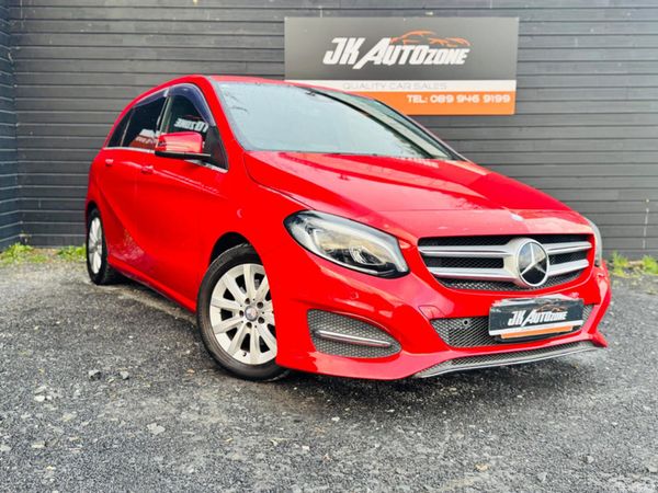 Mercedes-Benz B-Class Hatchback, Petrol, 2016, Red