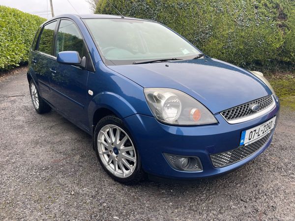 Ford Fiesta Hatchback, Petrol, 2007, Blue