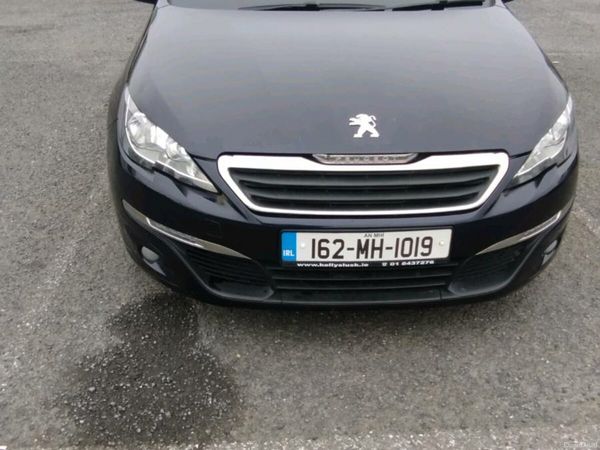 Peugeot 308 Hatchback, Petrol, 2016, Blue
