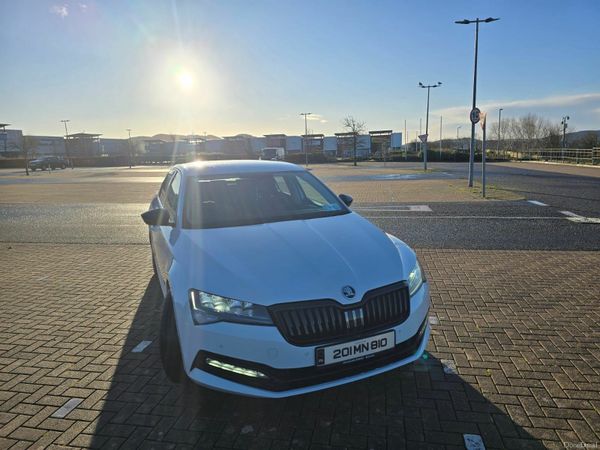 Skoda Superb Hatchback, Diesel, 2020, White