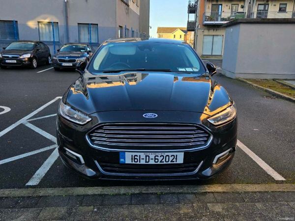 Ford Mondeo Hatchback, Diesel, 2016, Black