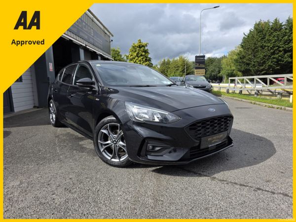 Ford Focus Hatchback, Petrol, 2019, Black