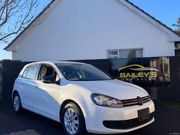 Volkswagen Golf Hatchback, Petrol, 2012, White